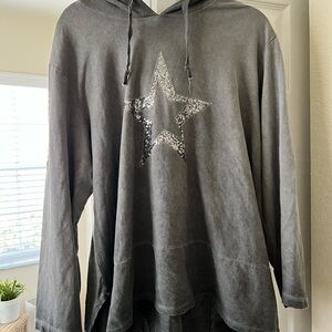 Gray lightweight Hoodie with silver sequin star